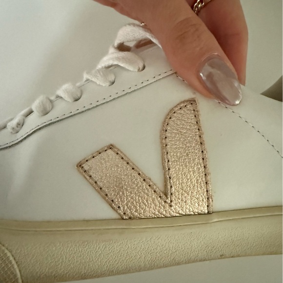 Veja Cream and Tan Sneakers - Picture 15 of 15